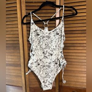 Forever 21 Cow Print Lace Up Side O-Ring One Piece Swimsuit Size XL
